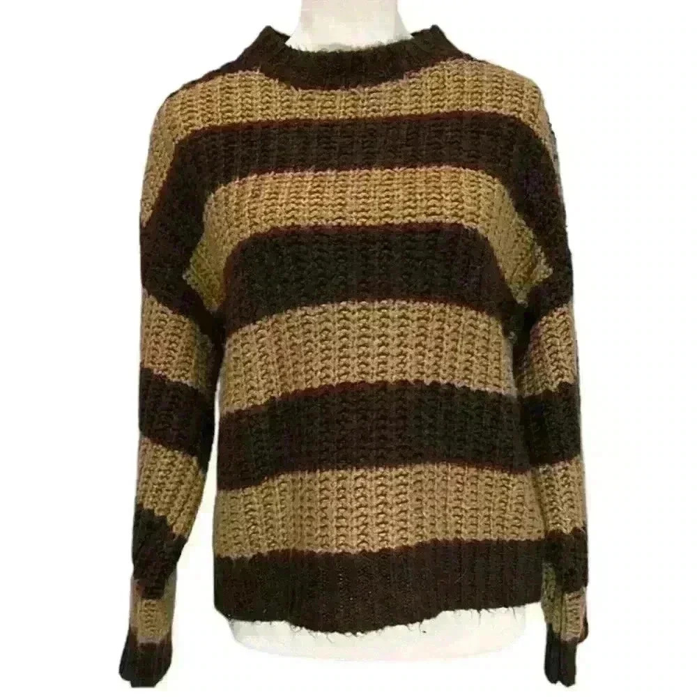Dazy tan and brown striped sweater size small - Picture 4 of 16
